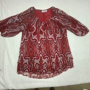 Women’s Cato 14/16W Red/White Shear Paisley Blouse